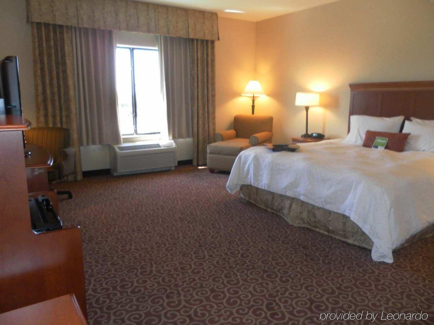 Hampton Inn & Suites By Hilton Hemet Menifee Murrieta Room photo