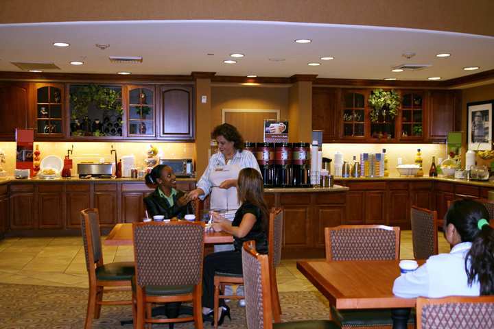 Hampton Inn & Suites By Hilton Hemet Menifee Murrieta Restaurant photo